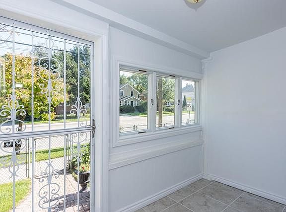 5th image of 106 N Butrick St