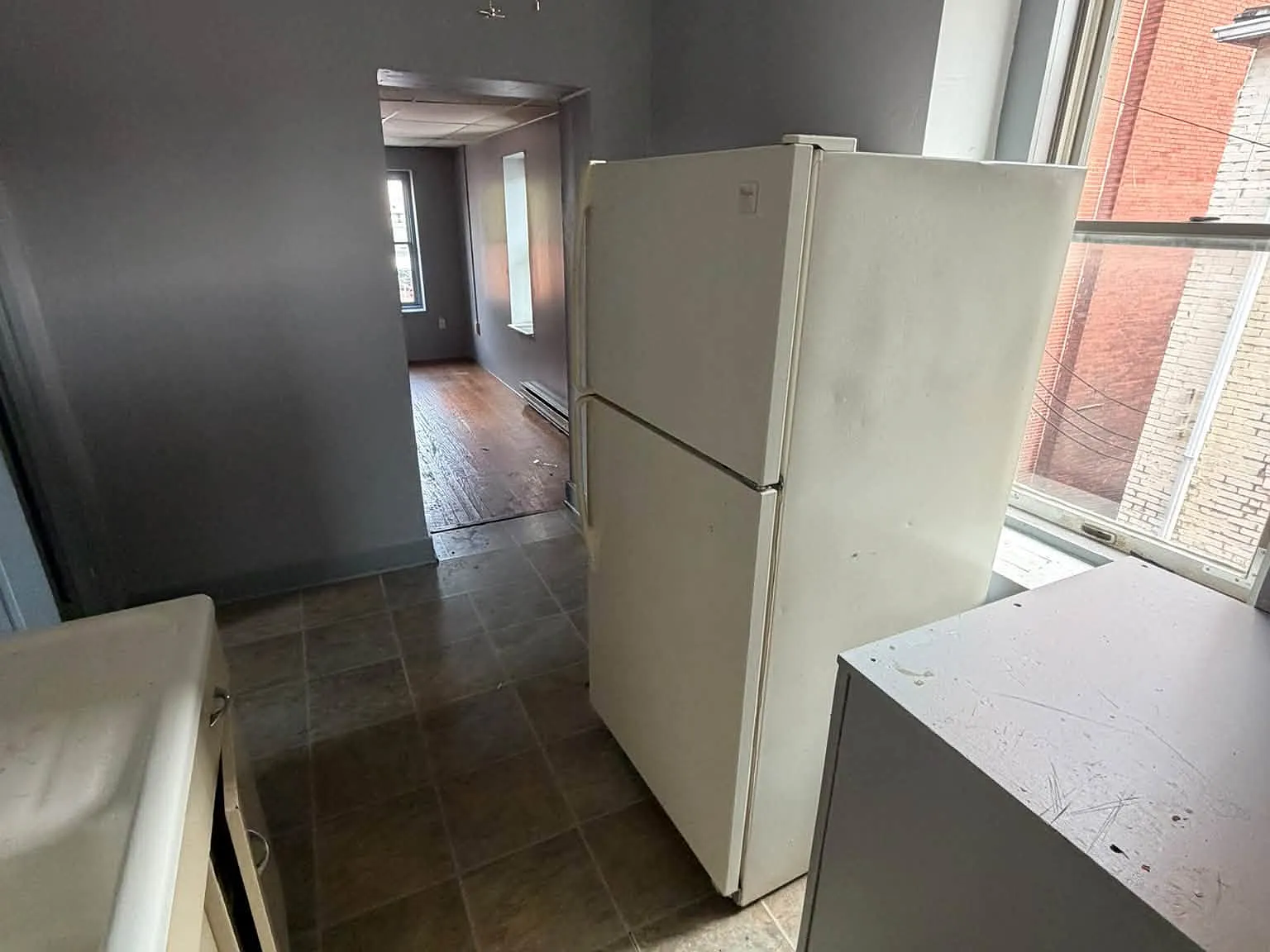 2 bed, $900 — Photo 3