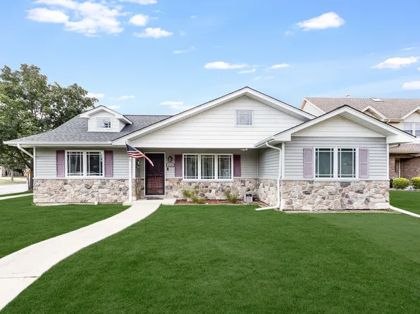 6116 W 94th St, Oak Lawn, IL 60453