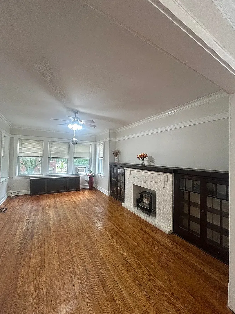 3 bed, 1500 sqft, $1,950 — Photo 2