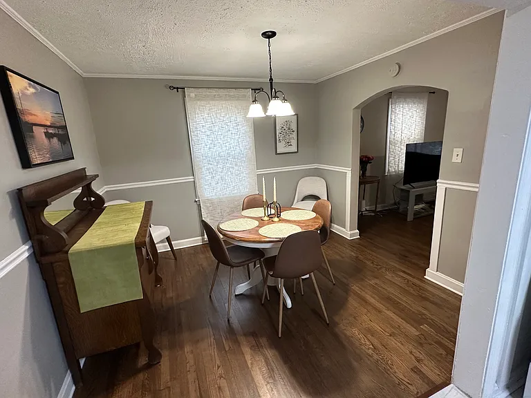 2499 Jewel St — Photo 5