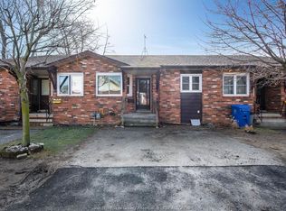 2 Otton Ln #2, Leamington, ON N8H 1G9