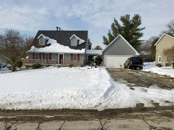5741 Chestnut Hill Dr, Clarkston, MI 48346