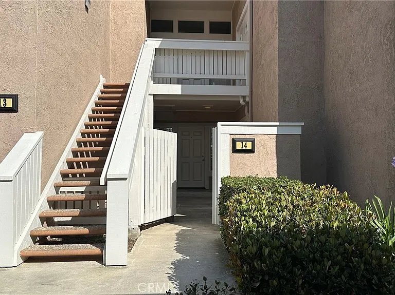 14 Woodleaf — Photo 18