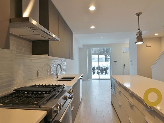 2nd image of 2118 Saint Johns St #1A