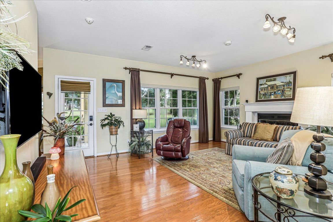 next background image