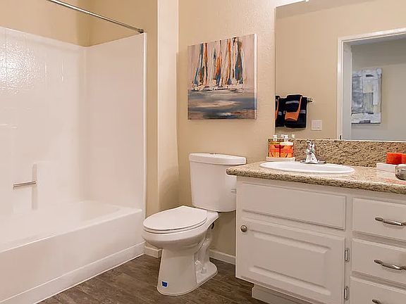 5th image of 40855 Sandy Gale Ln Unit C