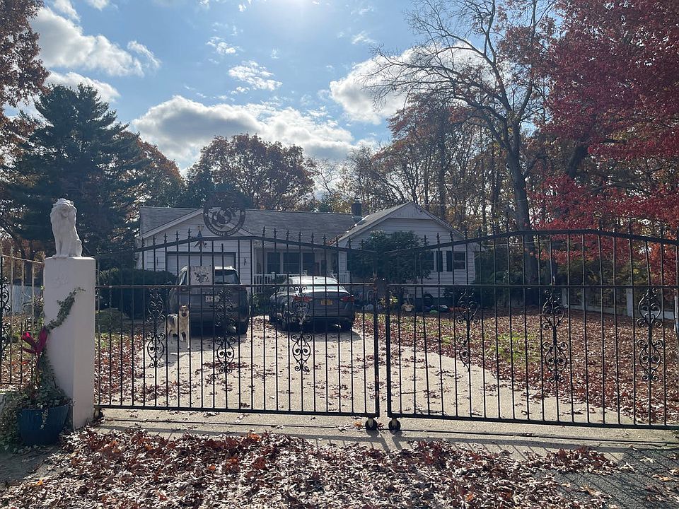 2nd image of 52 Highland Rd