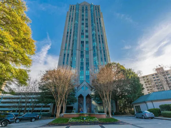 2870 Pharr Ct S, Atlanta, GA 30305