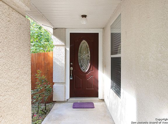 5th image of 6442 Maverick Oak Dr