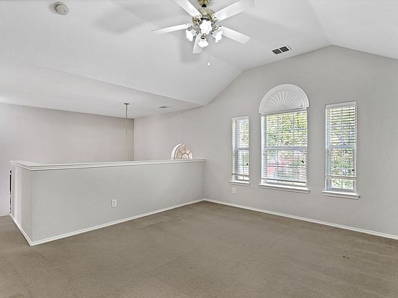 3rd image of 4404 Waskom Dr