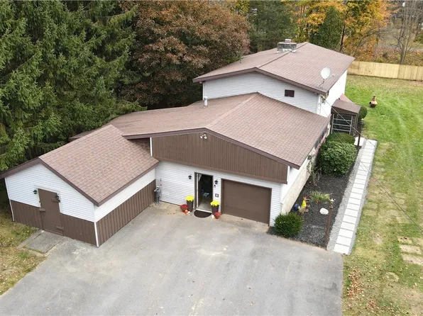 66 County Route 4, Central Square, NY 13036