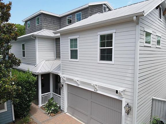 3rd image of 8606 Ashland Way