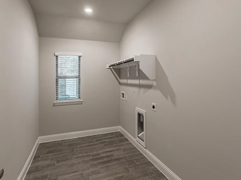 5917 Bellflower Dr — Photo 22