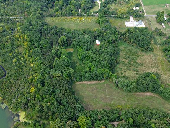 2nd image of 36-V/L N Ferris Rd