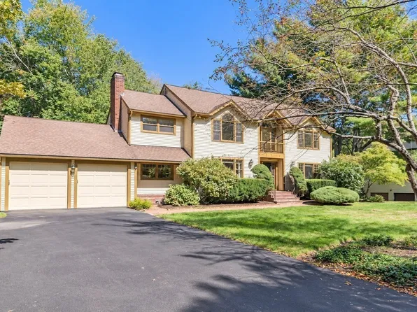 9 Solomon Pierce Rd, Lexington, MA 02420