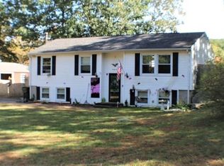 94 Monson Rd, Wales, MA 01081