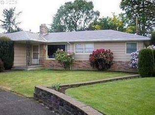 16518 SE Taylor St, Portland, OR 97233