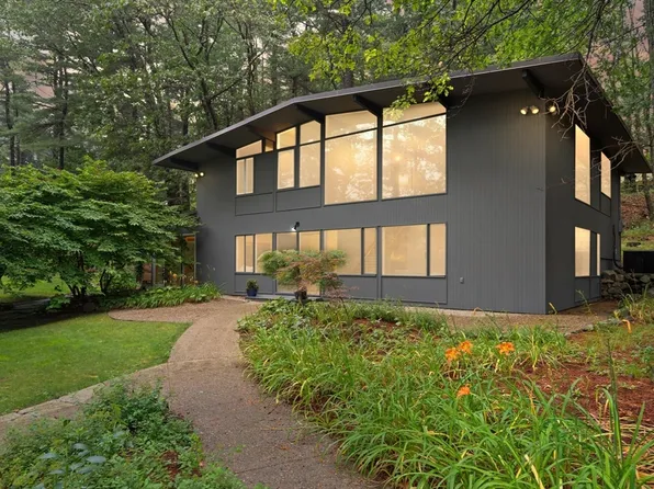 37 Alden Rd, Wayland, MA 01778