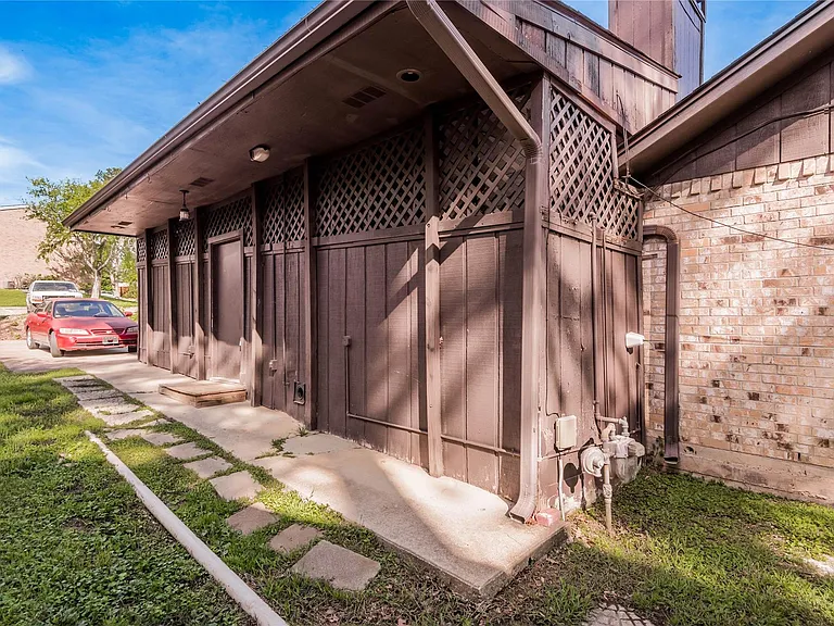 514 Hickory St — Photo 28