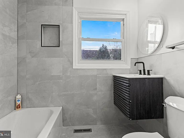 48 Marboro Ln — Photo 10