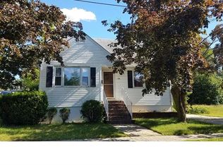 14 Rose St, Sayreville, NJ 08872