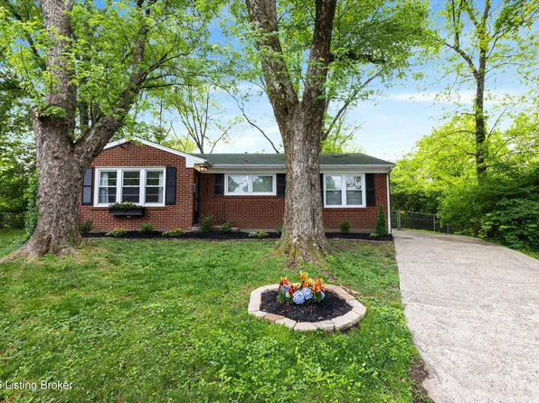 3314 Startan Ct, Louisville, KY 40220