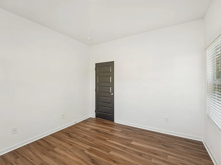 Quinn Residences at Dorchester Place — Photo 72