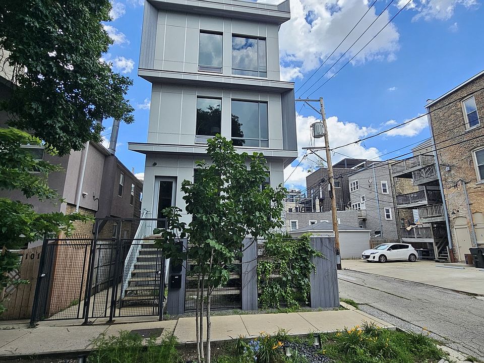1st image of 1013 N Honore St #1