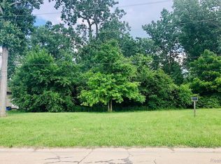 16265 Harrison, Romulus, MI 48174