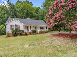 6913 Longridge Dr, Raleigh, NC 27603