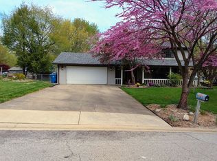 954 Weathervane Ln, Troy, IL 62294