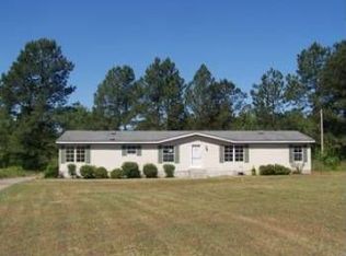 1546 Lakewood Dr, Manning, SC 29102