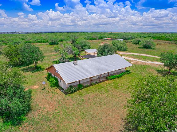 2nd image of 1343 County Road 145
