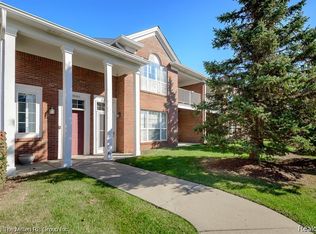 16784 Dover Dr, Northville, MI 48168