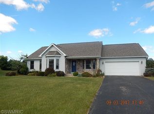 24 W Suttons Rdg, Battle Creek, MI 49014