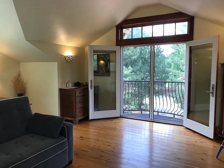 Balcony Room