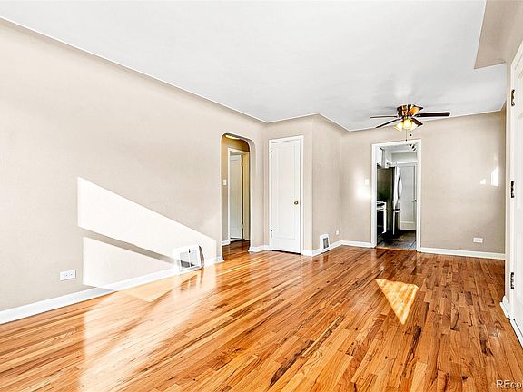 5th image of 3343 Newport St