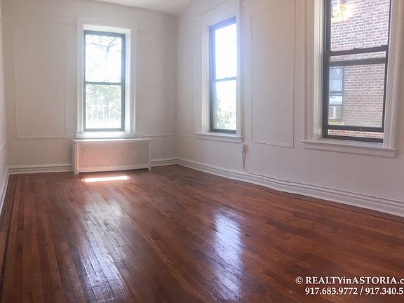 4th image of 2808 35th St APT 5A