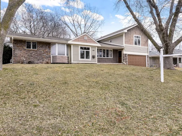 7201 Oaklawn Ave, Edina, MN 55435