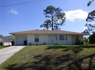 700 8th Ave, Lehigh Acres, FL 33972