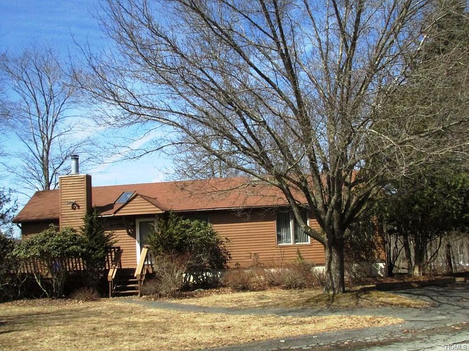 1st image of 97 Lake View Dr