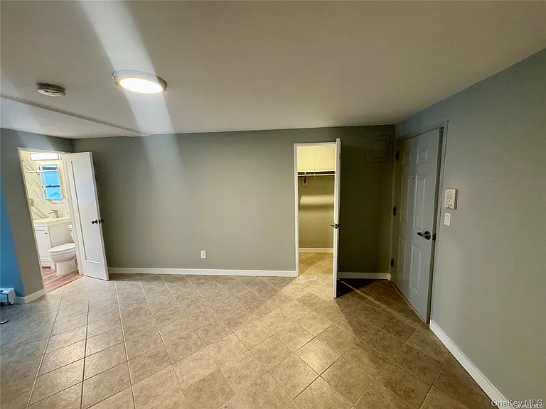 470 E Broadway #A8 — Photo 8