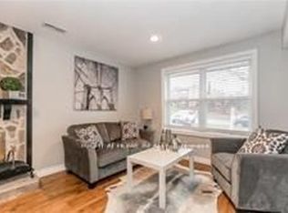 151 Huron Heights Dr #BASEMENT, Newmarket, ON L3Y 4Z6