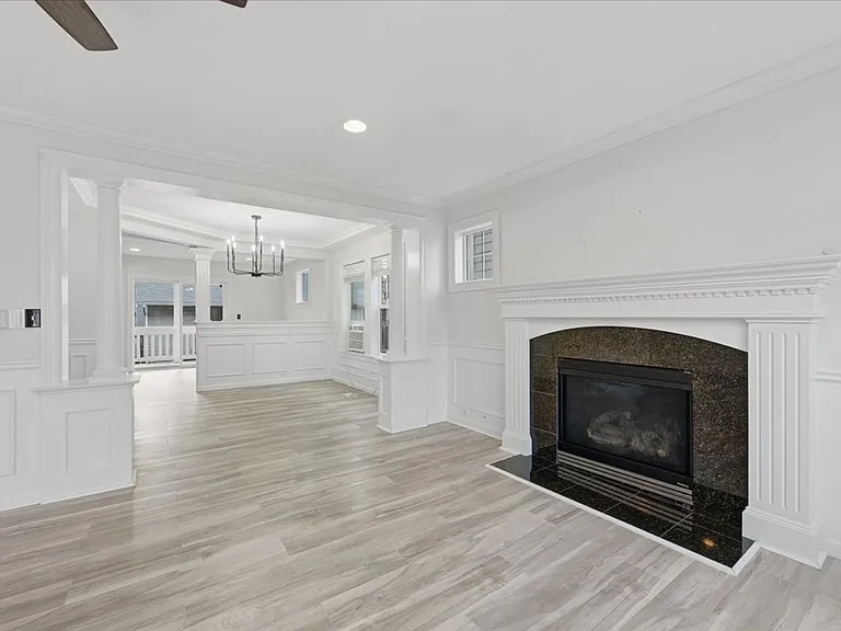 10217 SE 237th St — Photo 4