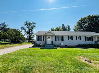 60 Franklin Parke Ct, Christiansburg, VA 24073