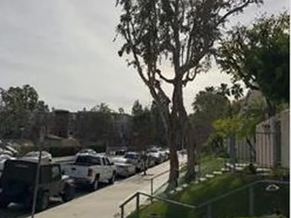 22219 1/2 Erwin St, Los Angeles, CA