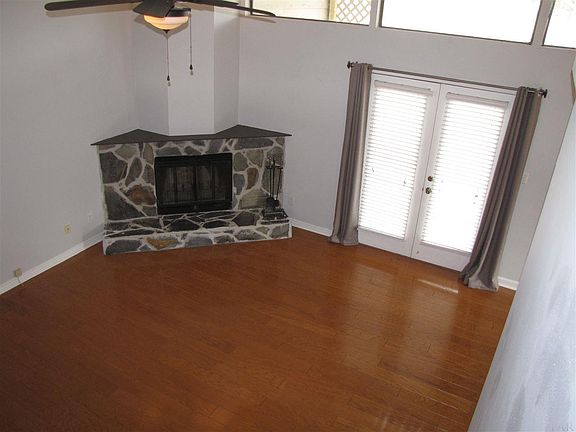 3rd image of 13408 Valerie Dr