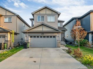 519 37th Ave NW, Edmonton, AB T6T2L4