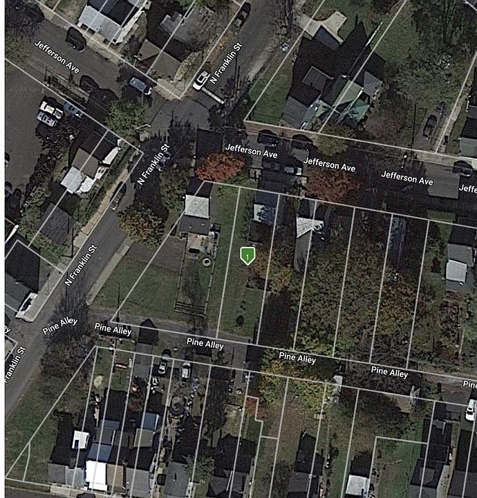 2nd image of 406 Jefferson Ave